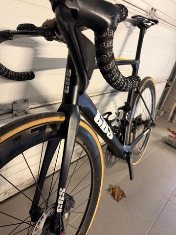 Used U.s.scanini Custom Shimano Ultegra Di2 2024 Road & Gravel, Black — image 5 of 5