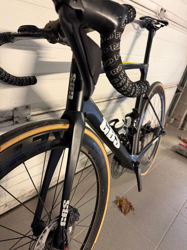 Used U.s.scanini Custom Shimano Ultegra Di2 2024 Road & Gravel, Black — image 5 of 5