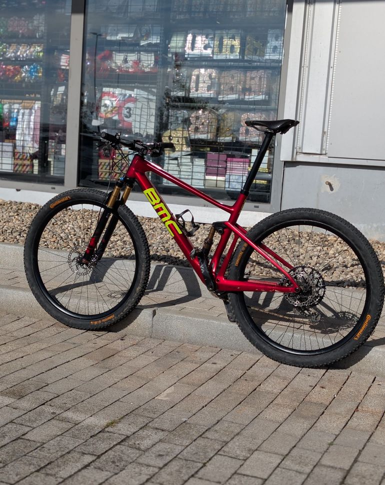 BMC Fourstroke 01 ONE 2022 2022 Mountainbike usato, Rosso — immagine 4 di 11