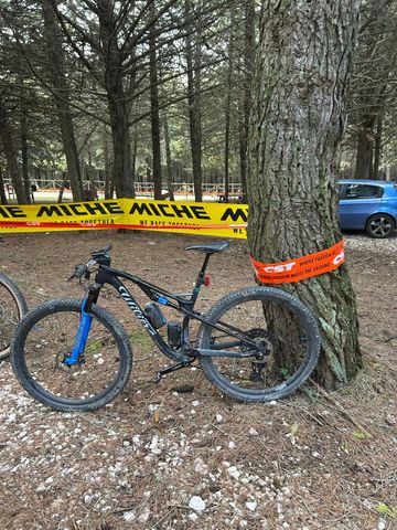 Used Wilier Urta SRAM X0 2023 Mountainbike, Black — image 2 of 3