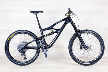 Used Ibis Mojo HD5 2020 Mountainbike, Black — image 1 of 17