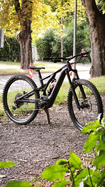 Gebrauchtes Specialized Turbo Levo Comp 2020 2020 Mountainbike, Schwarz, 29 — Bild 1 von 11