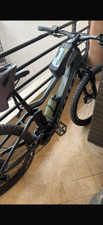 Used Scott Genius eRIDE 930 2022 2022 Mountainbike, Green, 29 — image 2 of 4