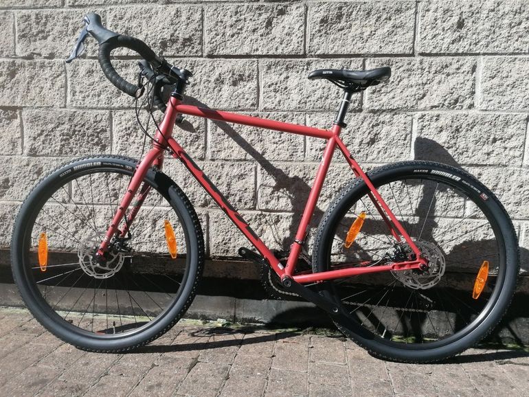 Used Kona Rove 2023 2023 Road & Gravel, Red — image 2 of 15