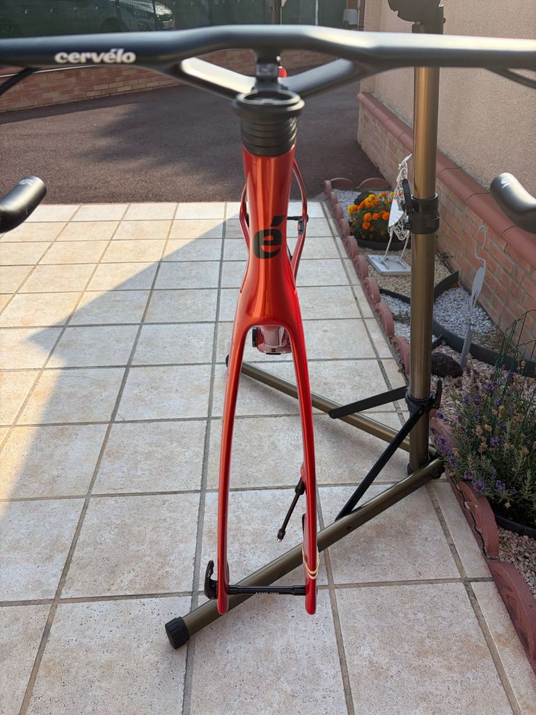 Used Cervélo S5 Force AXS 2026 Frameset 2026 Road & Gravel, Red — image 5 of 8