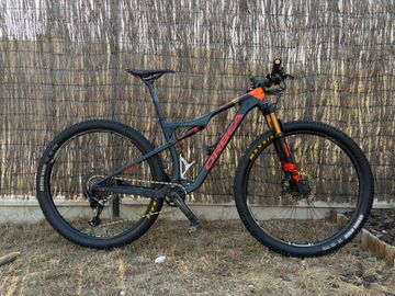 Orbea OIZ M10 2019 2019 Mountainbike usato, Blu — immagine 1 di 9