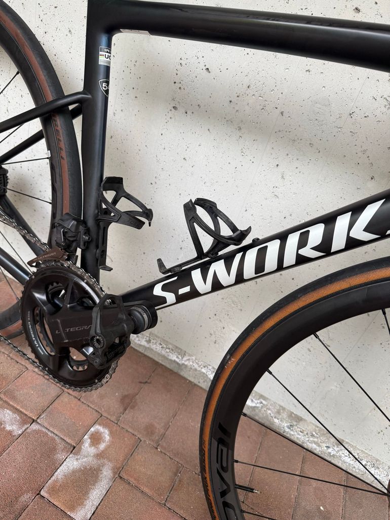 Used Specialized Tarmac Shimano Ultegra Di2 2024 Road & Gravel, Black — image 16 of 17