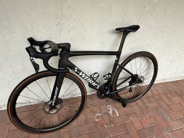 Used Specialized Tarmac Shimano Ultegra Di2 2024 Road & Gravel, Black — image 9 of 17