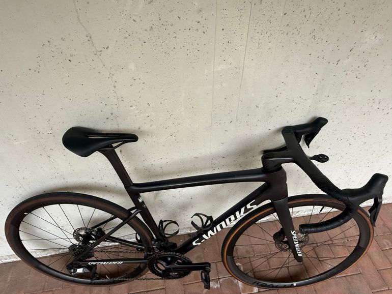 Used Specialized Tarmac Shimano Ultegra Di2 2024 Road & Gravel, Black — image 6 of 17