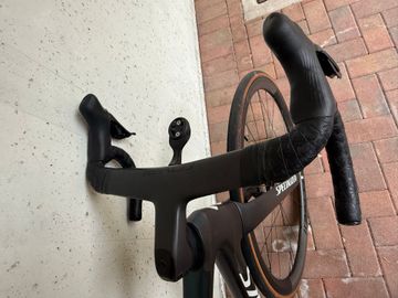 Used Specialized Tarmac Shimano Ultegra Di2 2024 Road & Gravel, Black — image 11 of 17