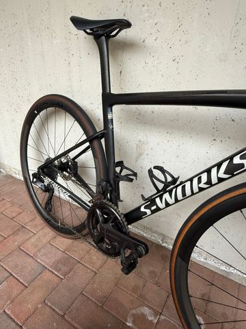 Used Specialized Tarmac Shimano Ultegra Di2 2024 Road & Gravel, Black — image 7 of 17