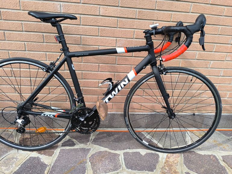 Used B Twin Triban Other 2015 Road & Gravel, Black — image 4 of 8