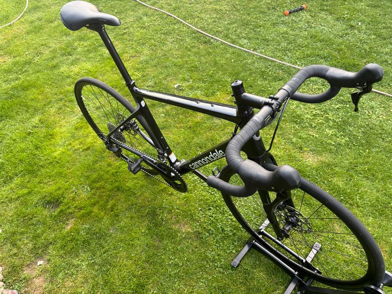 Używany Cannondale Synapse Carbon 3 L 2025 2025 Road & Gravel — zdjęcie 3 z 4