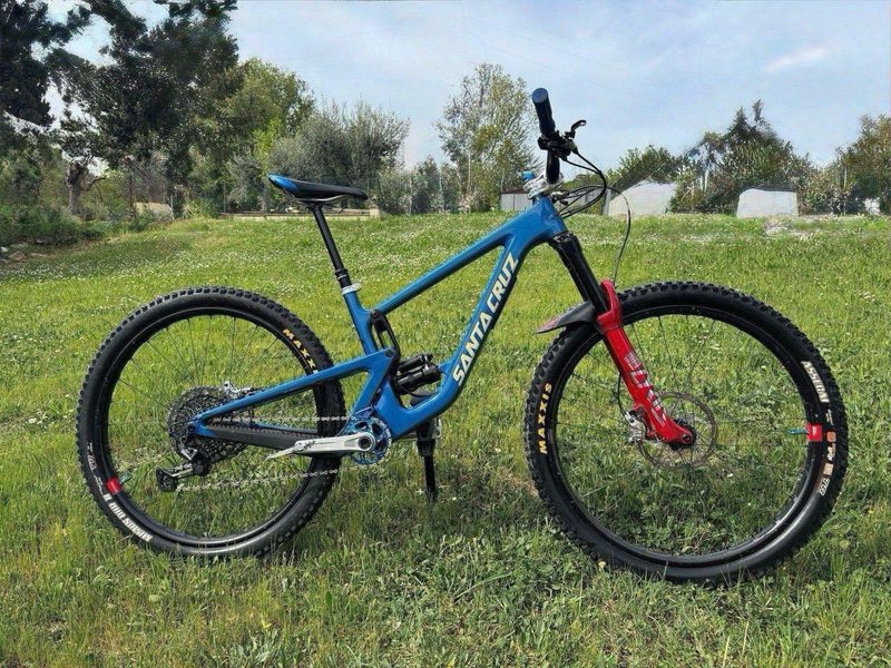 Tweedehands Santa Cruz Hightower S / Carbon C / 29 2020 2020 MTB