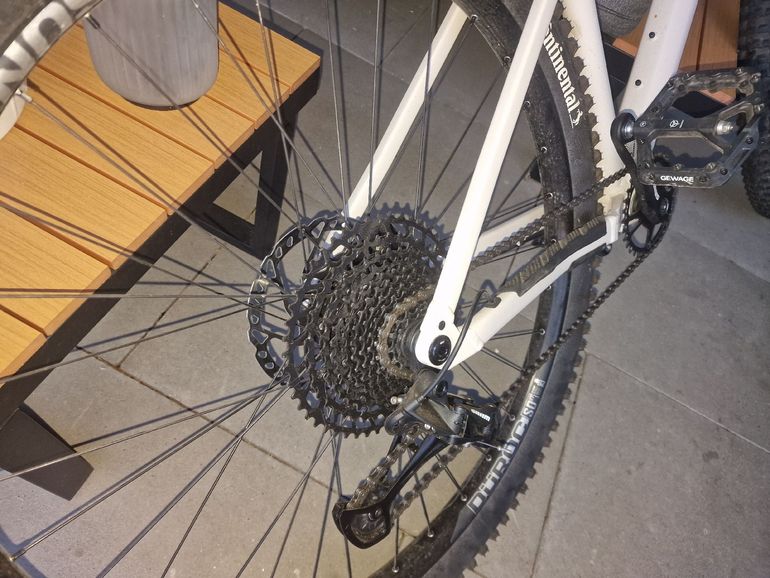 Rose Bonero 1 2025 2025 Mountainbike d'occasion — image 3 sur 5