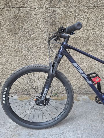 Gebrauchtes BH Bikes Ultimate Rc Carbon 2025 Mountainbike, Blau, 29 — Bild 5 von 6