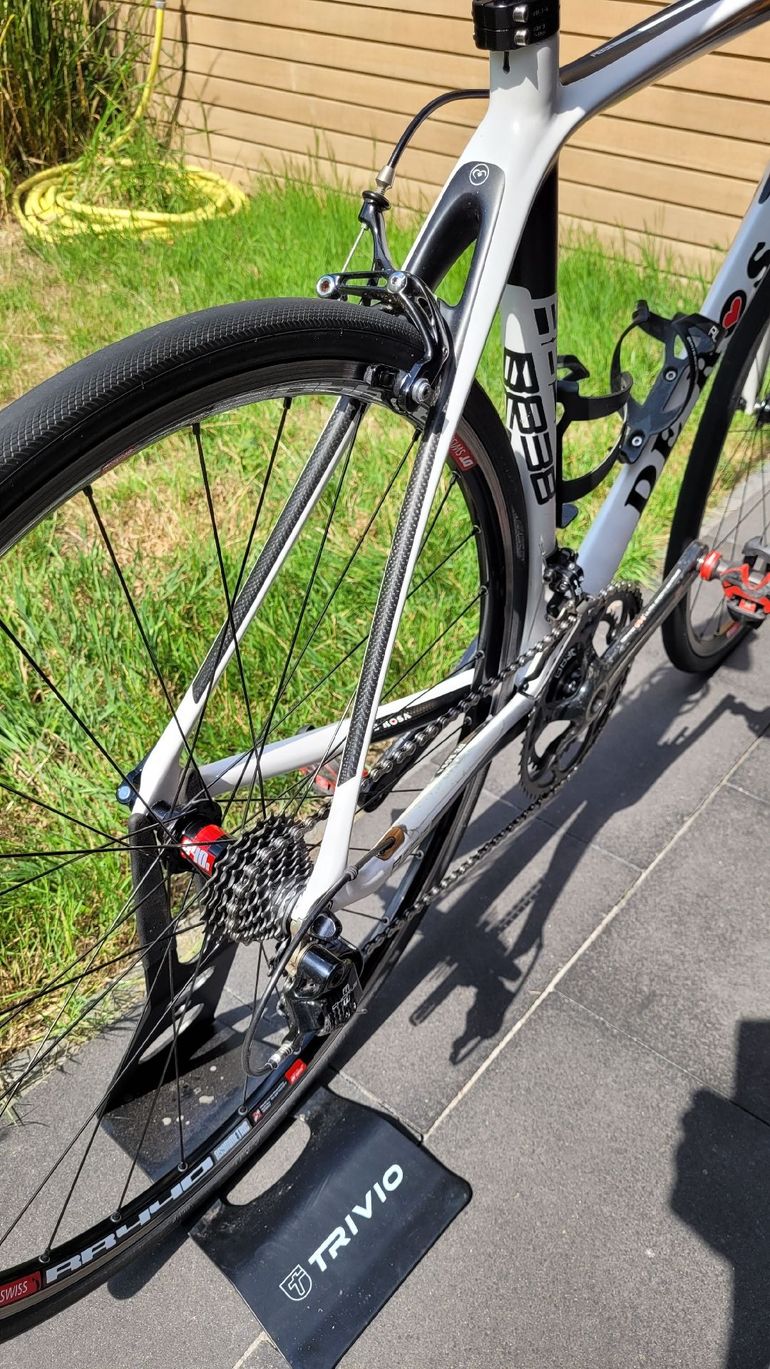 Used De Rosa Custom Campagnolo Chorus 2015 Road & Gravel, White — image 4 of 10