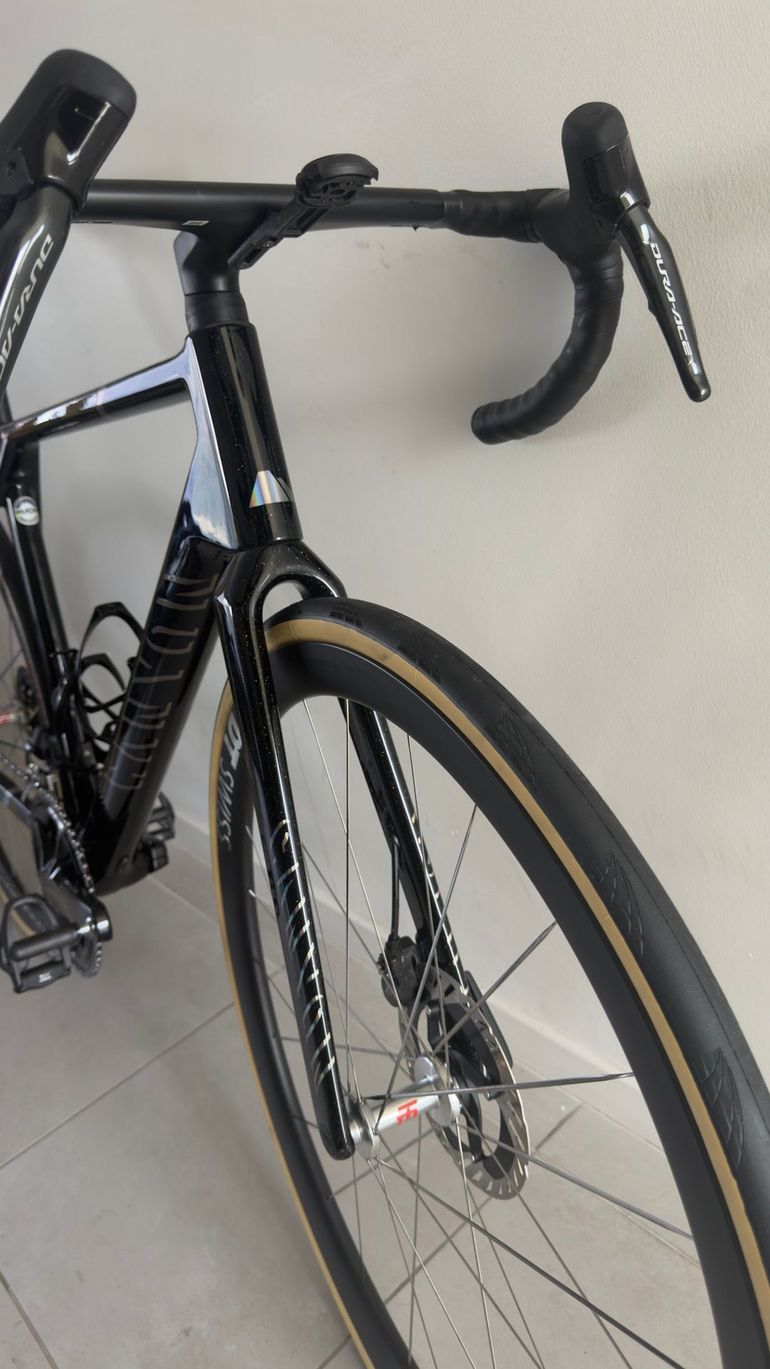 Used Canyon Ultimate CFR LTD 2025 2025 Road & Gravel, Black — image 7 of 8