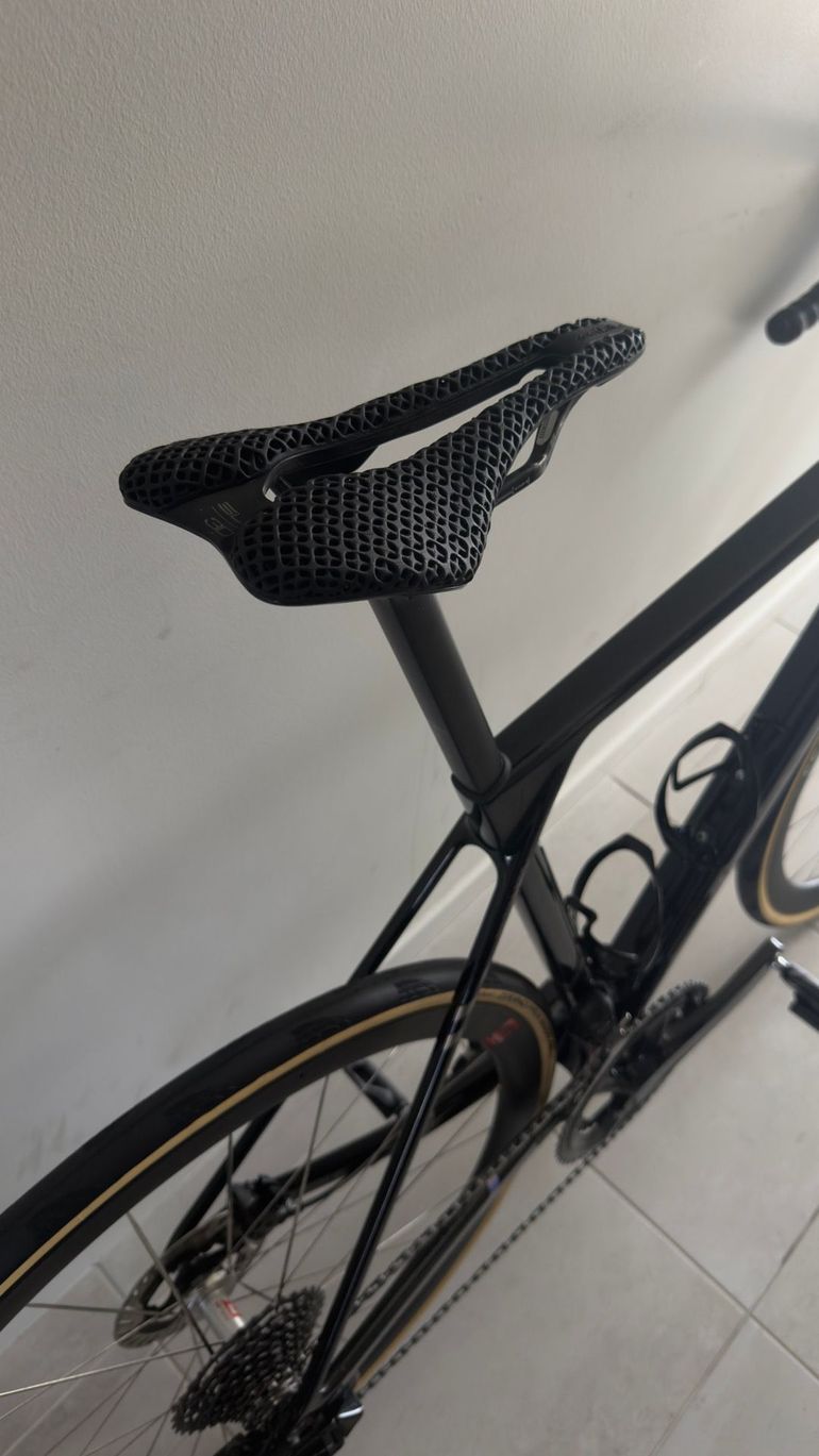 Used Canyon Ultimate CFR LTD 2025 2025 Road & Gravel, Black — image 6 of 8