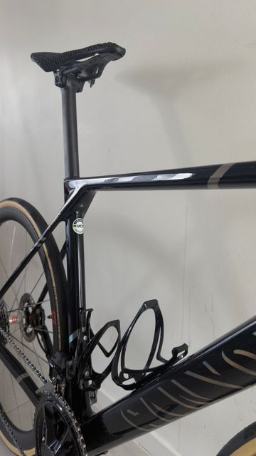 Used Canyon Ultimate CFR LTD 2025 2025 Road & Gravel, Black — image 3 of 8