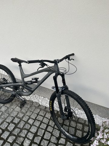 Used YT Industries CAPRA 29 AL Comp 2019 2019 Mountainbike, Light Gray, 29 — image 2 of 9