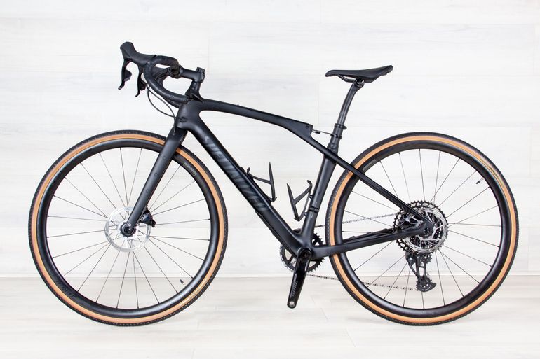 Used Specialized Diverge STR Expert 2023 Road & Gravel, Black — image 9 of 15