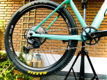Orbea ALMA M25 2022 2022 Mountainbike de segunda mano, Azul — imagen 3 de 10