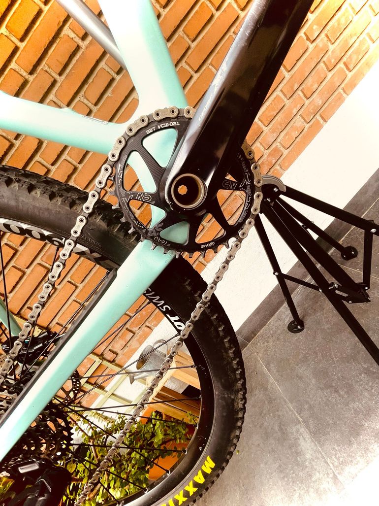 Orbea ALMA M25 2022 2022 Mountainbike de segunda mano, Azul — imagen 2 de 10