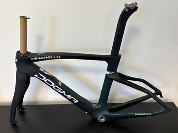 Used Pinarello Dogma F Disc 2023 Frameset 2023 Road & Gravel, Green — image 5 of 8