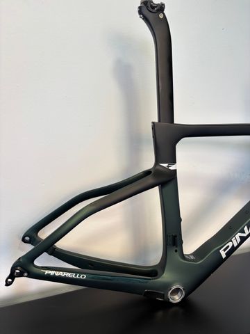 Used Pinarello Dogma F Disc 2023 Frameset 2023 Road & Gravel, Green — image 3 of 8