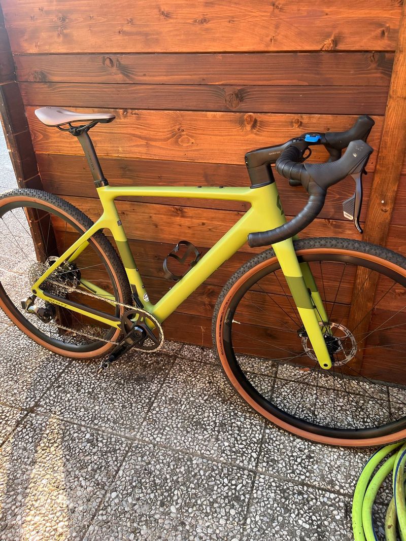 Scott Addict 30 2024 2024 Road & Gravel d'occasion
