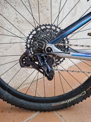 Used CUBE Pro C:62 2022 Mountainbike, Light Gray — image 2 of 3