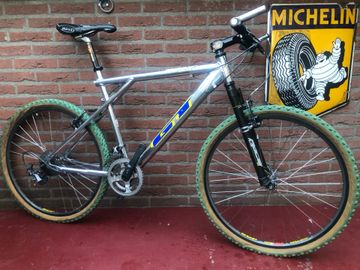 Used Gt Zaskar 1996 Mountainbike, White — image 2 of 10