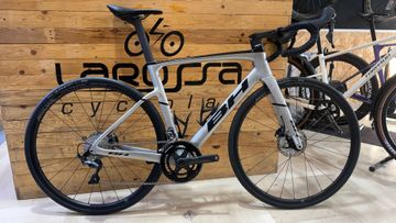 Używany BH RS1 Shimano Ultegra 2021 Road & Gravel — zdjęcie 1 z 11