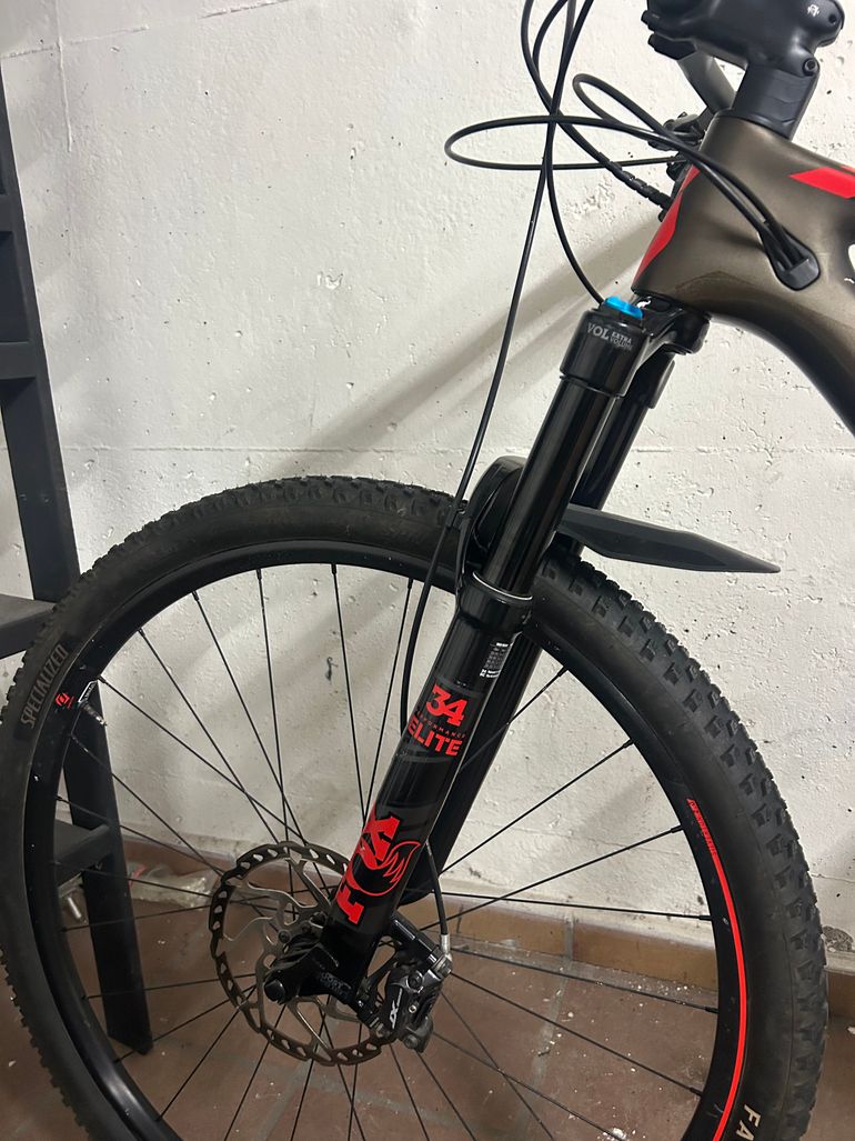 Used Scott Spark 910 2019 2019 Mountainbike, Green, 29 — image 3 of 3