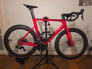 BMC Timemachine SRAM Force eTap AXS + QUARQ powermeter + DT Swiss ARC1650 2022 Road & Gravel d'occasion — image 3 sur 6