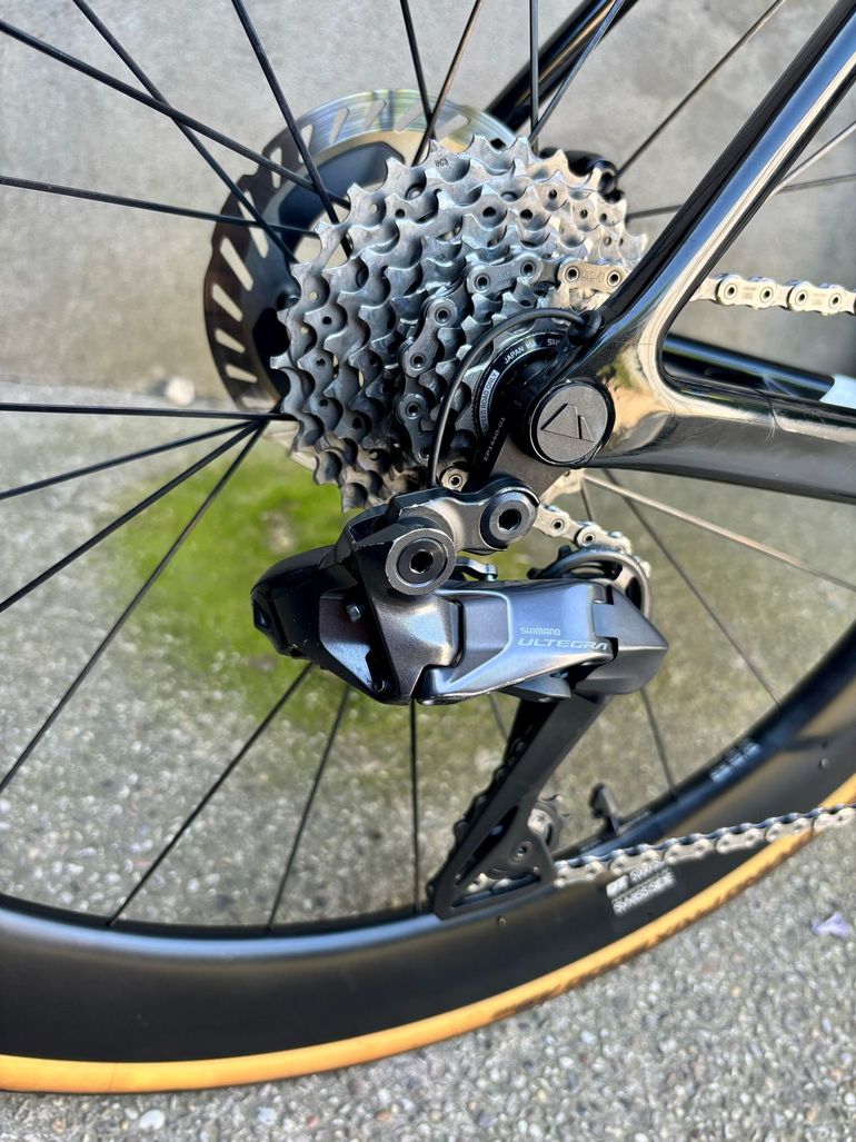 Brugt Canyon Ultimate CF SL 8 Aero 2023 2023 Road & Gravel — billede 8 af 15