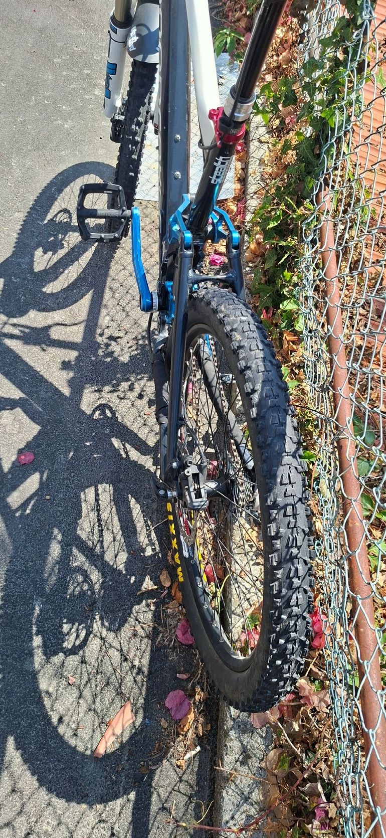 Used Mondraker Dune Shimano XTR 2013 Mountainbike, Black, 26 — image 6 of 7