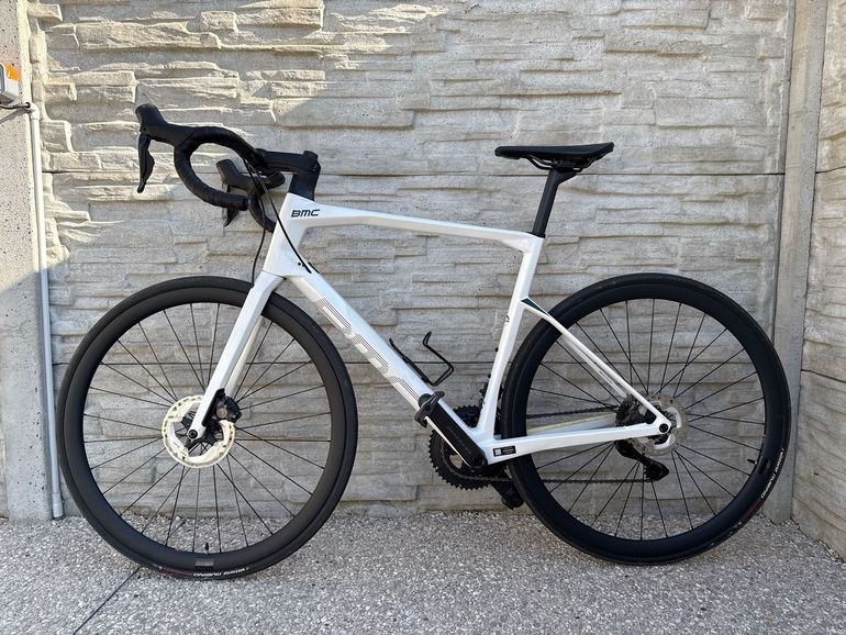 BMC Roadmachine ONE 2022 2022 Road & Gravel d'occasion — image 2 sur 6