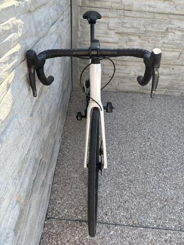 BMC Roadmachine ONE 2022 2022 Road & Gravel d'occasion — image 4 sur 6