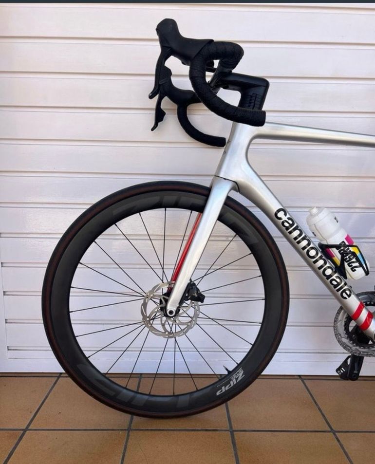 Used Cannondale Supersix SRAM Force eTap AXS 2023 Road & Gravel, Light Gray — image 2 of 4