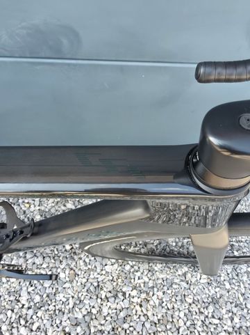 Used Canyon Aeroad CFR Di2 2024 2024 Road & Gravel, Black — image 9 of 10