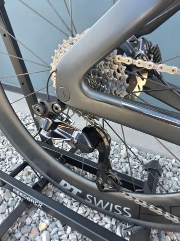 Used Canyon Aeroad CFR Di2 2024 2024 Road & Gravel, Black — image 4 of 10