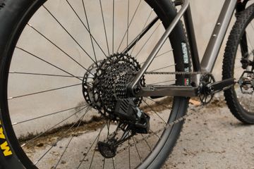 Used Orbea Alma SRAM GX Eagle AXS 2024 Mountainbike, Black — image 3 of 9