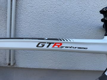 Used Wilier Gtr Campagnolo Athena 2015 Road & Gravel, White — image 6 of 7