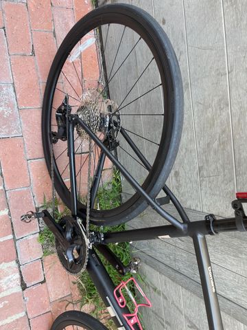 Used Domane Custom Shimano 105 2026 Road & Gravel, Black — image 3 of 4