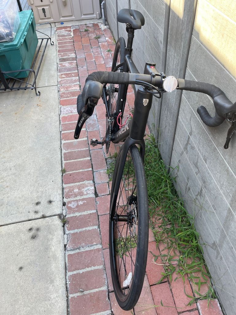 Used Domane Custom Shimano 105 2026 Road & Gravel, Black — image 4 of 4