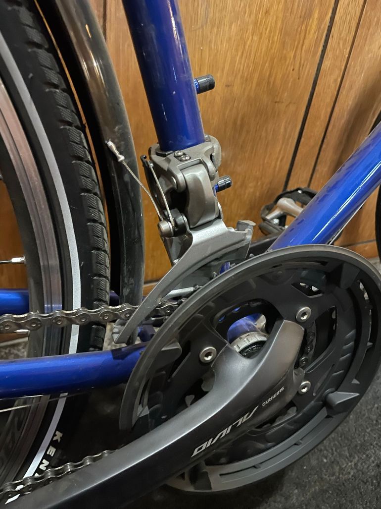 Used Fuji Touring 2020 2020 Road & Gravel, Blue — image 5 of 13