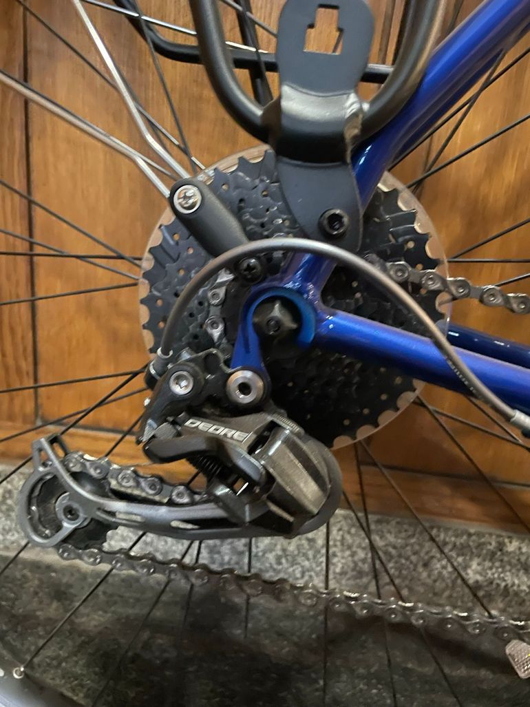 Used Fuji Touring 2020 2020 Road & Gravel, Blue — image 7 of 13
