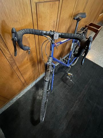 Used Fuji Touring 2020 2020 Road & Gravel, Blue — image 4 of 13